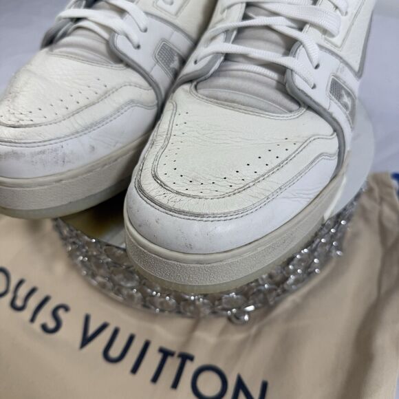 Louis Vuitton LV Trainers White Sneakers – Size 9 US Authentic-Used - Picture 5 of 14